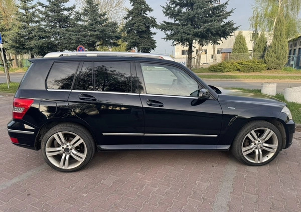 Mercedes-Benz GLK cena 25900 przebieg: 204000, rok produkcji 2009 z Sochaczew małe 92